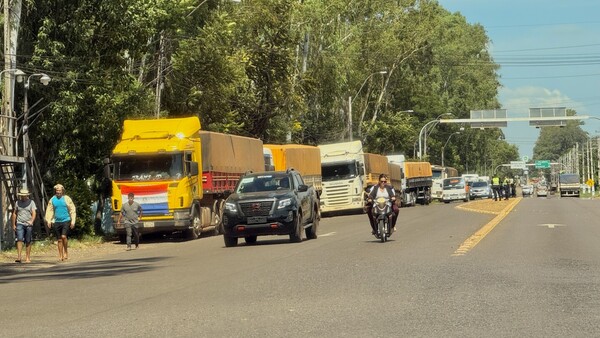 Camioneros del Guairá van al paro y piden suba del flete