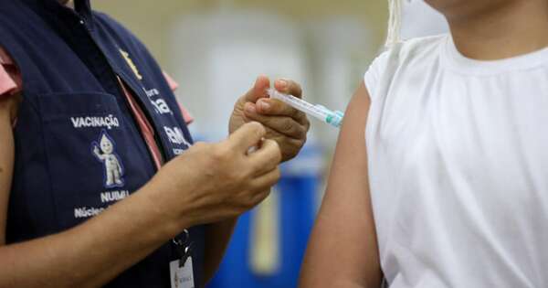 Diario HOY | Vacunación contra la influenza inicia la próxima semana