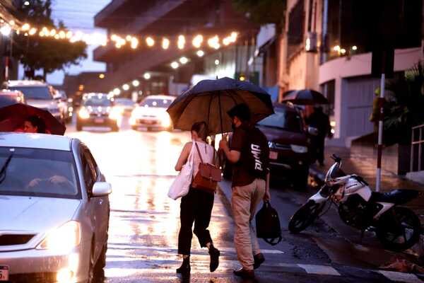 Pronostican lluvias en gran parte del país: descenso de temperatura desde la noche - trece