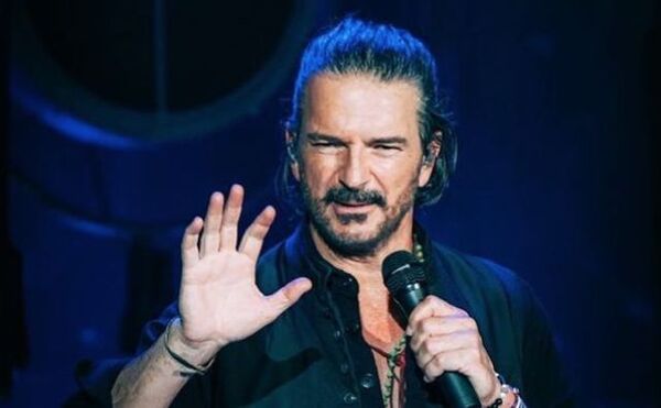 Popular / Ricardo Arjona vuelve al país y verlo, ¡podría costar hasta 15 palos de guaracas!