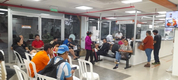 Alta demanda por renovación de licencias de conducir en Encarnación