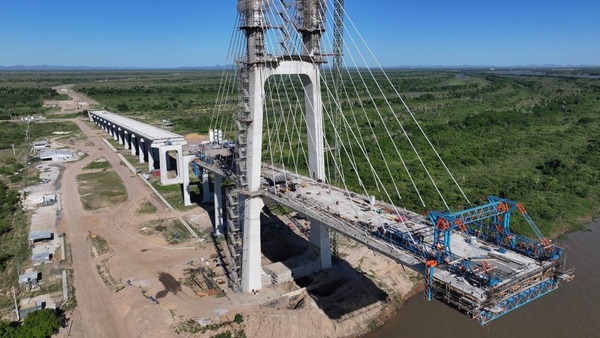 Puente entre Paraguay y Brasil entra en su recta final: faltan solo 37 metros para la unión física