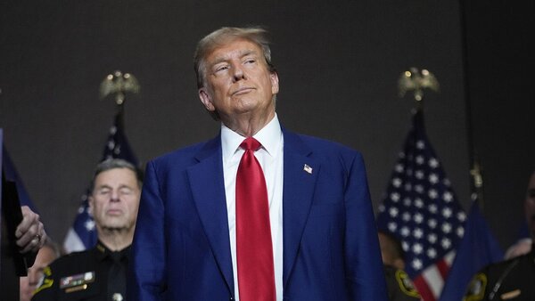 Trump eleva la amenaza a Irán a horas de cumplirse el ultimátum