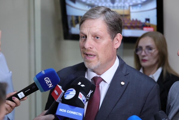 Carlos Fernández Valdovinos «hizo un gran trabajo», opinó Chase