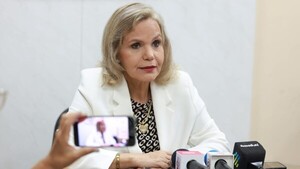 Lilian dice que amenaza a fiscala de caso Rivas no dejó "huellas" y cartismo pide investigar