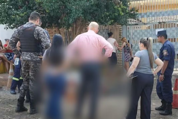 Dos adolescentes de 17 años acusados por asesinatos a balazos a familiares