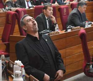 Gobierno con “olor a coima”: Vallejo fulmina a cartistas con un “chancho de su chiquero” - Política - ABC Color