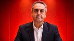 Para el colorado Yamil Esgaib, si hay fiesta no hay crisis