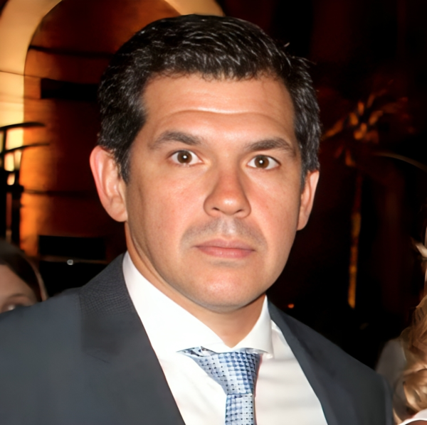 Juez ratifica audiencia para presidente de Banco Atlas en caso de lavado de dinero - PDS RADIO Y TV