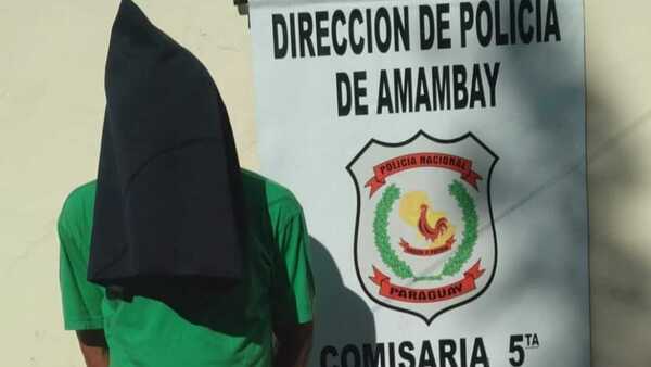 Detienen a un hombre por intentar quemar a su propia madre en Bella Vista Norte