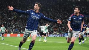 Arsenal levanta cabeza en Lisboa