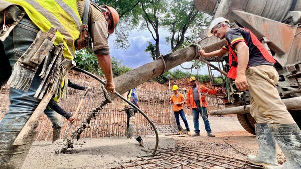 La construcción pisa el freno: ajustan obras por falta de pagos y crece la presión financiera