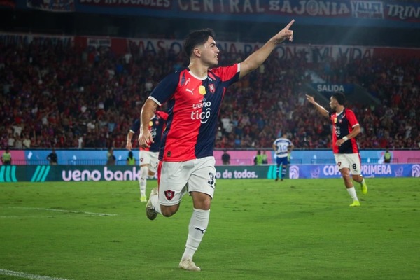 Estreno copero del Ciclón en Perú