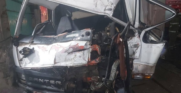 Accidente en Ñemby deja un joven fallecido | Unicanal