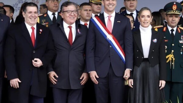 Nicanor Duarte critica gestión de Santiago Peña y pide austeridad