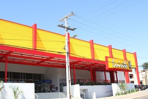 Sedeco dispone cierre temporal de supermercado en Villa Elisa por graves irregularidades