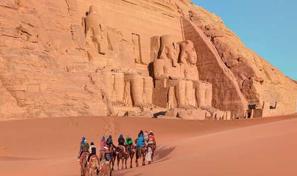 Abu Simbel: el templo egipcio que fue trasladado piedra por piedra en el desierto - Viajes - ABC Color