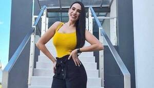 Popular / (VIDEO) Silvia Flores: "Aha, aha'ã ha ha'a"