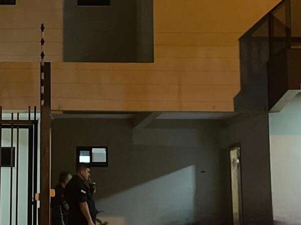 Simulan operativo de la Senad, irrumpen en vivienda y huyen con las manos vacías - ABC en el Este - ABC Color