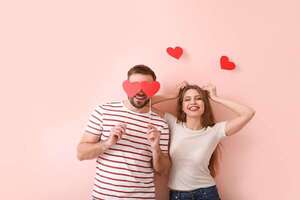 Amor en tiempos de ruido: manual para una pareja entre un introvertido y un extrovertido - Sexualidad - ABC Color