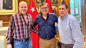 Barrios negó quiebre pero afirmó que en era Cartes había más disciplina