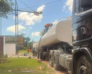 MRA: Fiscalía investiga procesamiento ilícito de desechos por parte de una empresa que manipulaba combustible - Nacionales - ABC Color