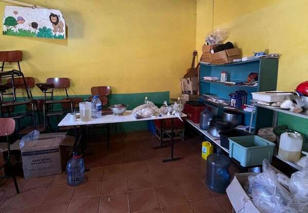 Más de una década sin mejoras: crítica situación de escuela maká en Ciudad del Este  - ABC en el Este - ABC Color