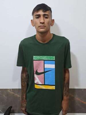 Se entrega supuesto asaltante buscado por atraco a joyería de Luque - Policiales - ABC Color