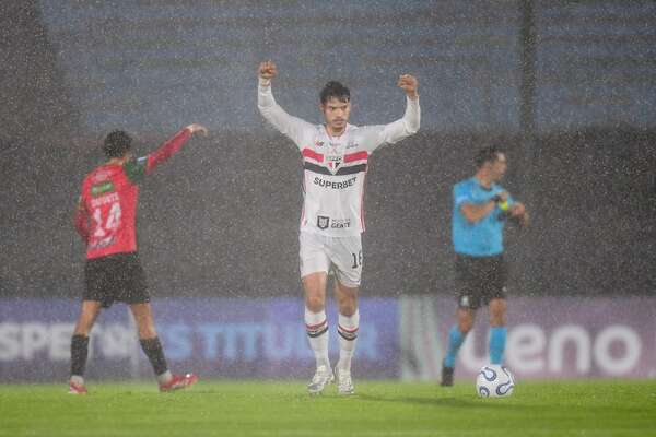 Damián Bobadilla le da la victoria al São Paulo - Fútbol Internacional - ABC Color