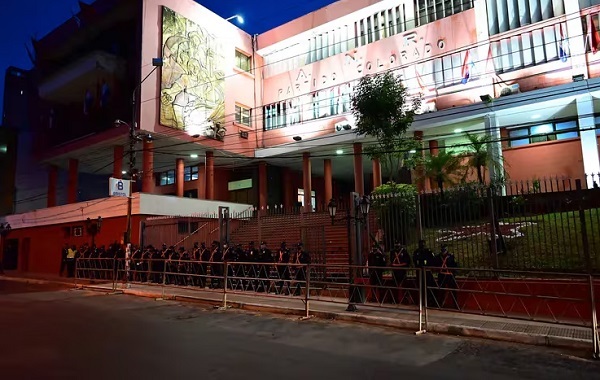 Disidencia colorada presenta manifiesto contra supuesto sesgo en el Tribunal Electoral Partidario