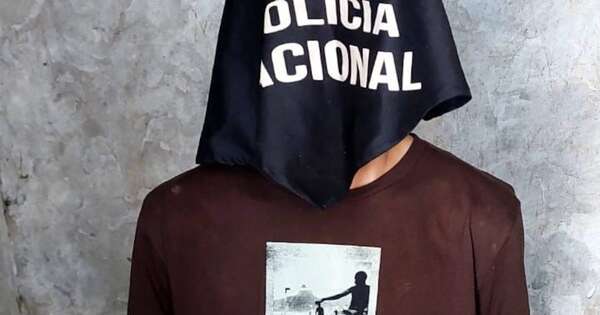La Nación / Se entregó adolescente de 17 años que habría asesinado a su tío por celos en CDE