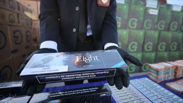 Incautan cigarrillos paraguayos por USD 3,5 millones en Chile y detienen a un iraní