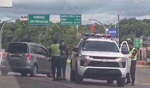 Popular / Apresaron a locutor por no pasar "para la leche"