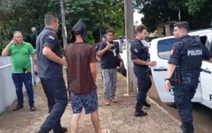 Adolescente acusado de asesinar a su tío se entregó a las autoridades - trece