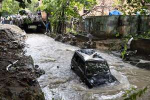 Una muerte, fuertes inundaciones y cuantiosos daños en República Dominicana por lluvias - Mundo - ABC Color