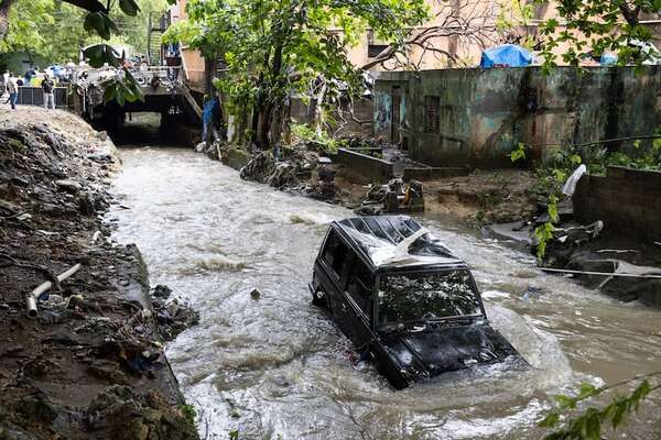 Una muerte, fuertes inundaciones y cuantiosos daños en República Dominicana por lluvias - Mundo - ABC Color