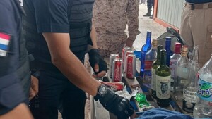 Unos 24 hinchas argentino son rechazados para ingresar al país