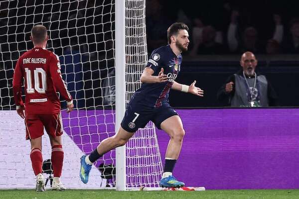 El PSG exhibe su fortaleza y deja al Liverpool contra las cuerdas - Fútbol Internacional - ABC Color
