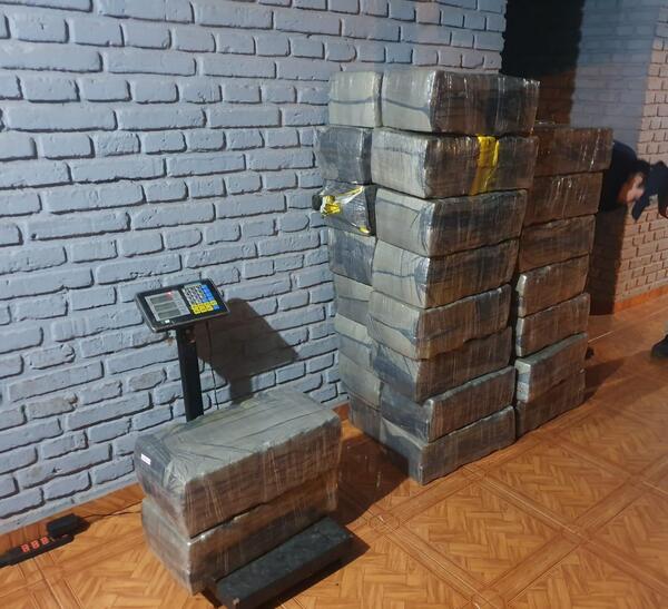 Incautan más de 560 kilos de marihuana en operativo en Presidente Franco