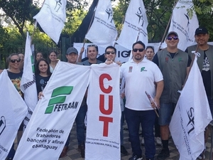 Bancarios rechazan cambios en su caja jubilatoria y convocan a movilización