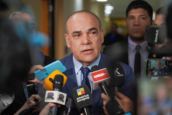 Bachi baja los decibeles: “No hay ningún desbande en el oficialismo” - ADN Digital