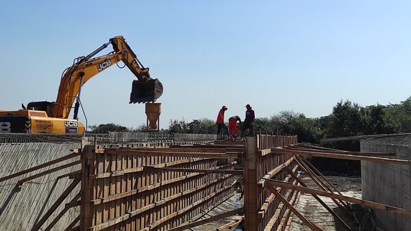 ¡Hendy! El gremio de la construcción confirma 17 obras paradas y cientos de trabajadores quedarían sin laburo