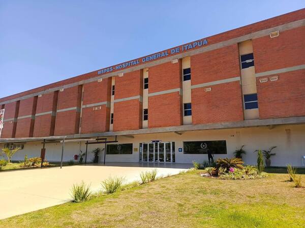 ITAPÚA FORTALECE SU FORMACIÓN MÉDICA CON MÁS DE 100 NUEVOS RESIDENTES