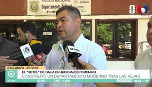 Jefa de Judiciales autorizó celda vip de Dalia por “humanidad”, afirma comisario | Unicanal