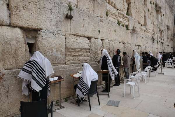 Israel reabre sitios sagrados de Jerusalén  - Mundo - ABC Color