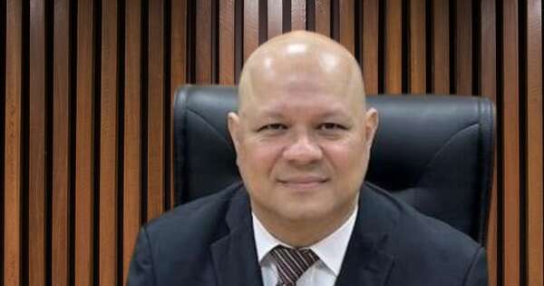 La Nación / Destacan perfil técnico de Óscar Lovera tras su designación en el MEF