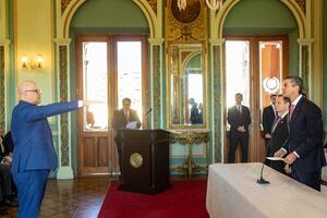 Peña ratifica rumbo económico y asume compromiso de honrar deudas con proveedores, tras asunción de Óscar Lovera