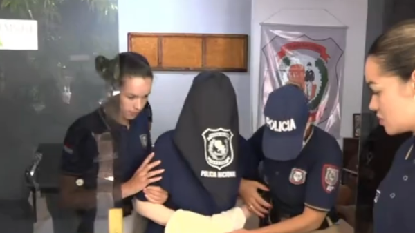 Dalia López habla por primera vez tras su captura en Asunción: “Estoy mal, no tengo celda vip”