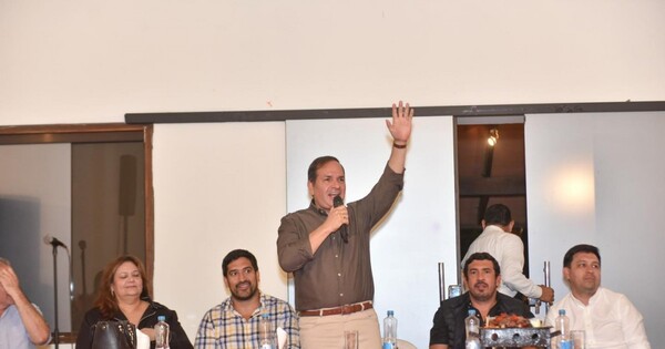 Marito y Wiens respaldan a Samaniego después de que Centurión pasara al frente de la campaña