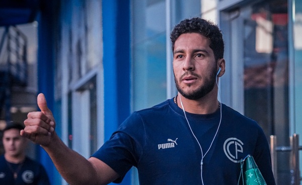 Cecilio Domínguez se disculpó por su expulsión ante Sporting Cristal: "No somos perfectos"